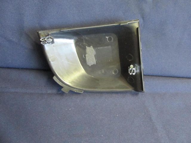 bontott FIAT 500 Első Lökhárító Bal Díszrács