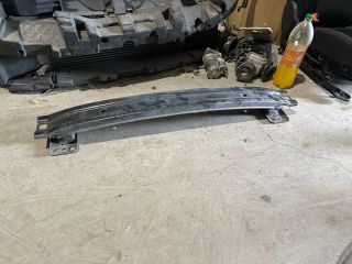 bontott FIAT 500 Első Lökhárító Merevítő (Fém)