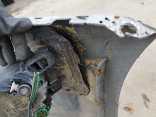 bontott FIAT 500 Első Lökhárító (Részeivel)