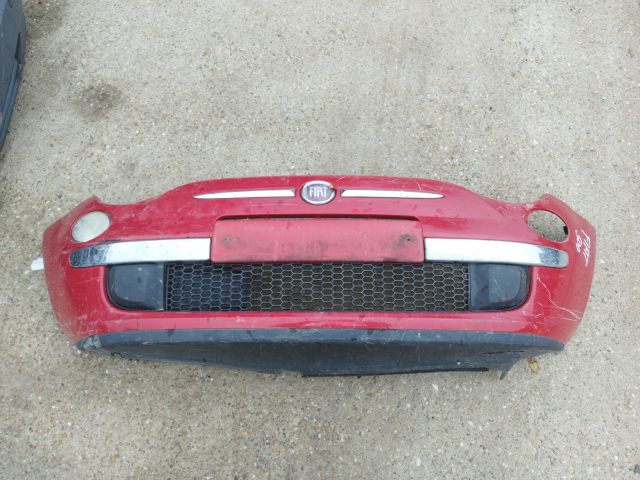 bontott FIAT 500 Első Lökhárító (Részeivel)
