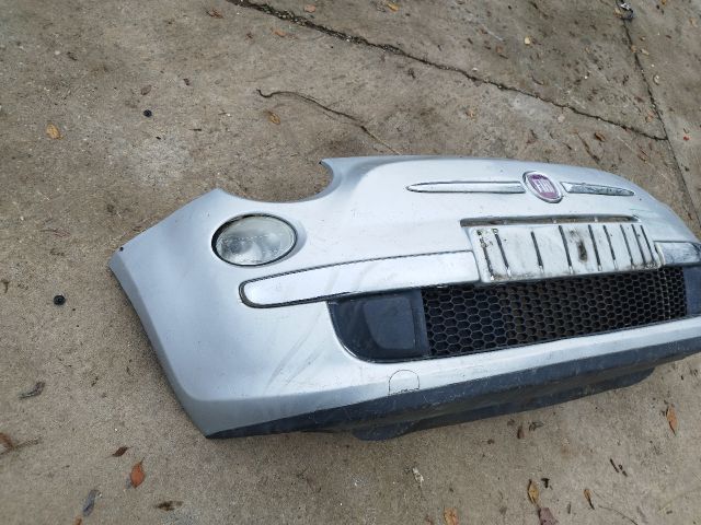 bontott FIAT 500 Első Lökhárító (Részeivel)