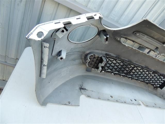 bontott FIAT 500 Első Lökhárító (Részeivel)