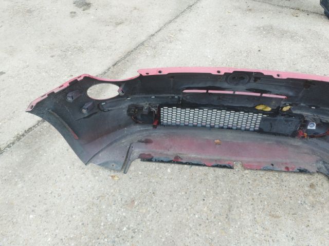 bontott FIAT 500 Első Lökhárító (Részeivel)