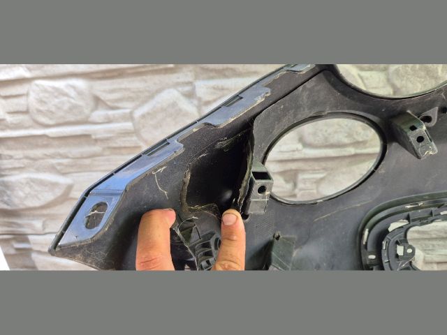 bontott FIAT 500 Első Lökhárító (Üresen)