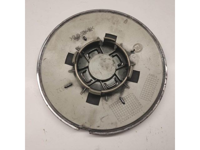 bontott FIAT 500 Felniközép (1 db)