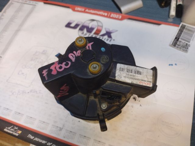 bontott FIAT 500 Fűtőmotor (Klímás)