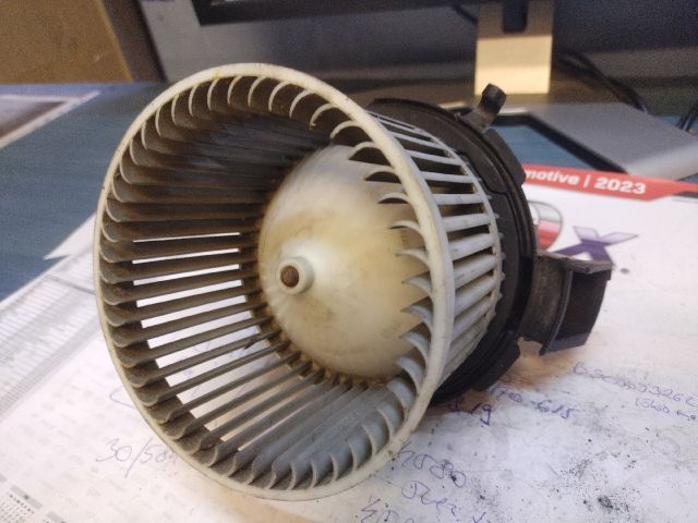 bontott FIAT 500 Fűtőmotor (Klímás)