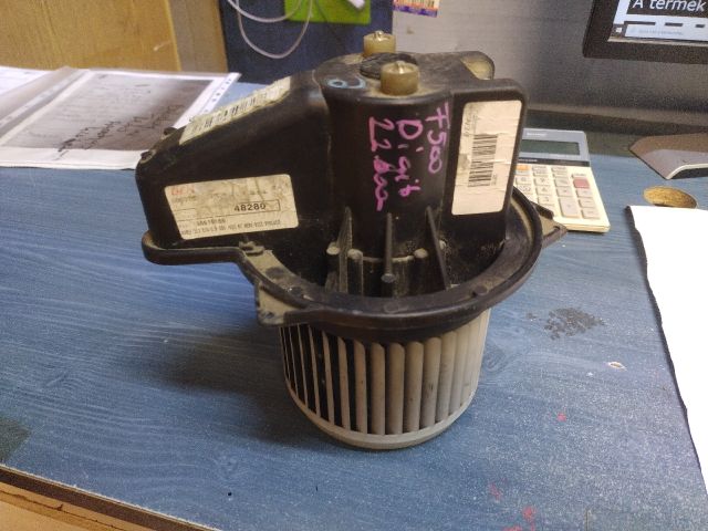 bontott FIAT 500 Fűtőmotor (Klímás)