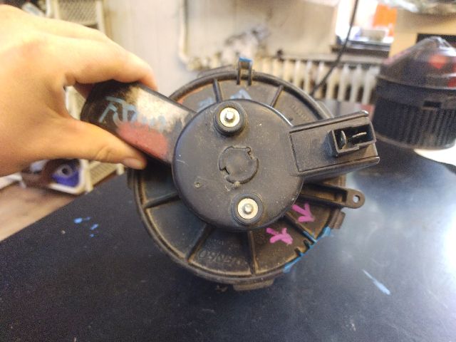 bontott FIAT 500 Fűtőmotor (Klímás)