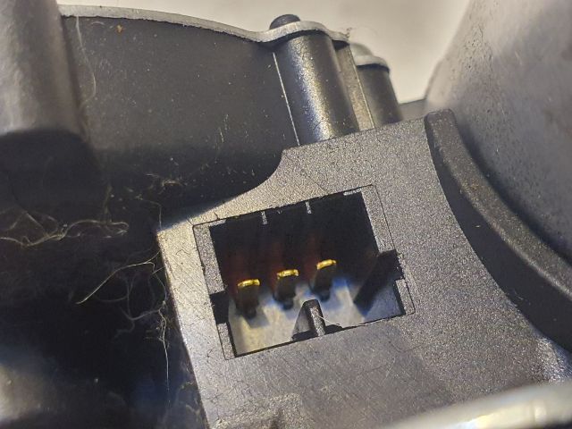 bontott FIAT 500 Hátsó Ablaktörlő Motor