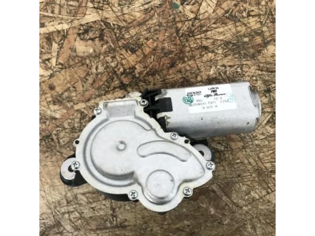 bontott FIAT 500 Hátsó Ablaktörlő Motor