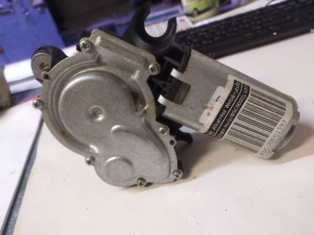 bontott FIAT 500 Hátsó Ablaktörlő Motor