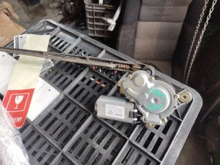 bontott FIAT 500 Hátsó Ablaktörlő Motor