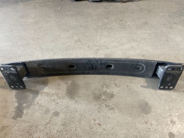 bontott FIAT 500 Hátsó Lökhárító Merevítő (Fém)