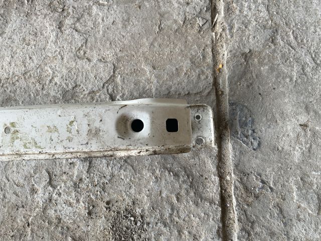 bontott FIAT 500 Hátsó Lökhárító Merevítő (Fém)