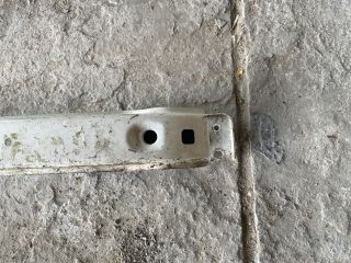 bontott FIAT 500 Hátsó Lökhárító Merevítő (Fém)