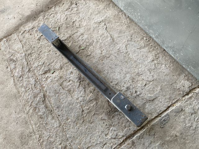 bontott FIAT 500 Hátsó Lökhárító Merevítő (Fém)