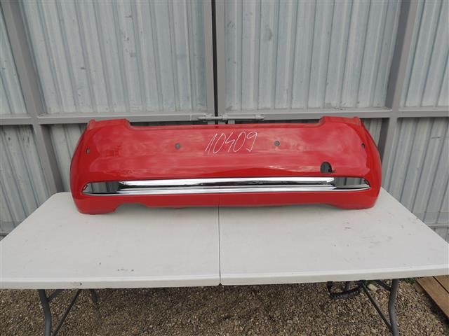 bontott FIAT 500 Hátsó Lökhárító (Részeivel)