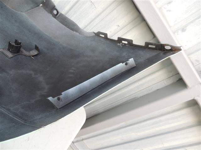 bontott FIAT 500 Hátsó Lökhárító (Részeivel)