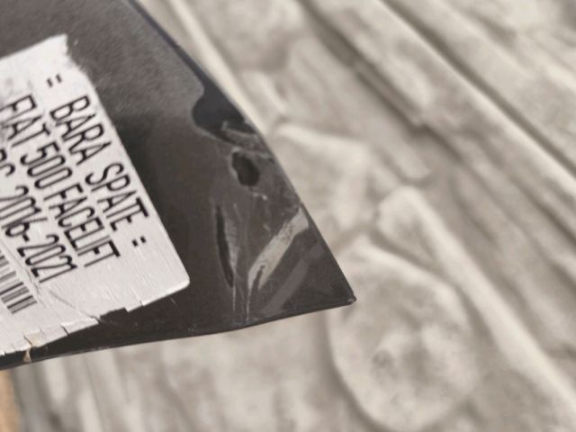 bontott FIAT 500 Hátsó Lökhárító (Üresen)