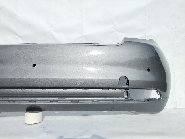 bontott FIAT 500 Hátsó Lökhárító (Üresen)