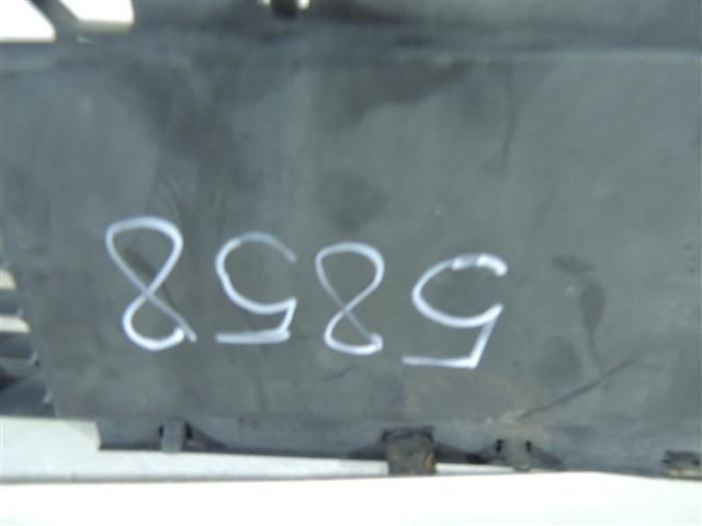 bontott FIAT 500 Hűtőrács