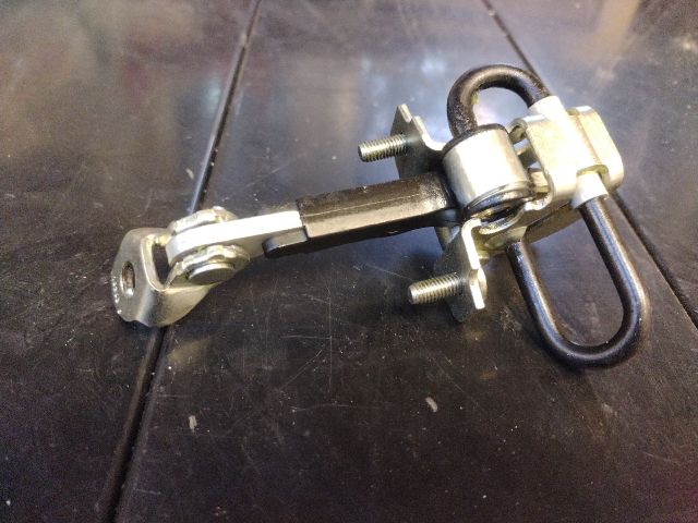 bontott FIAT 500 Jobb első Ajtóhatároló