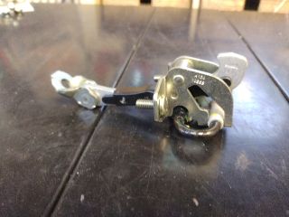 bontott FIAT 500 Jobb első Ajtóhatároló