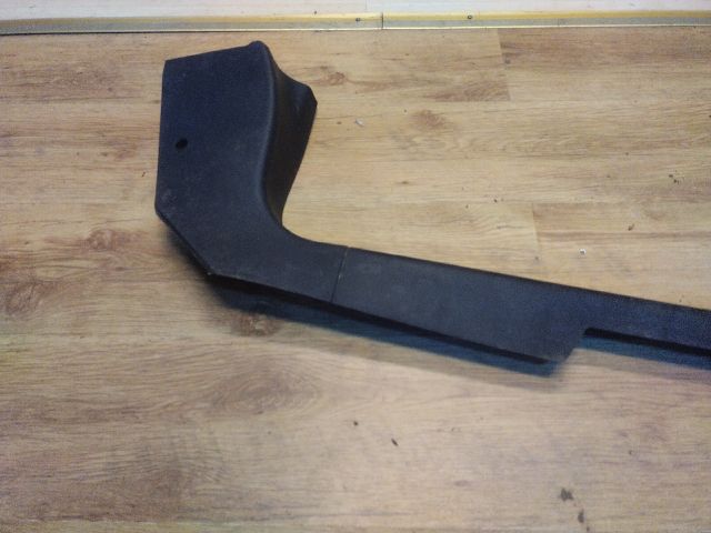 bontott FIAT 500 Jobb első Belső Küszöb Burkolat