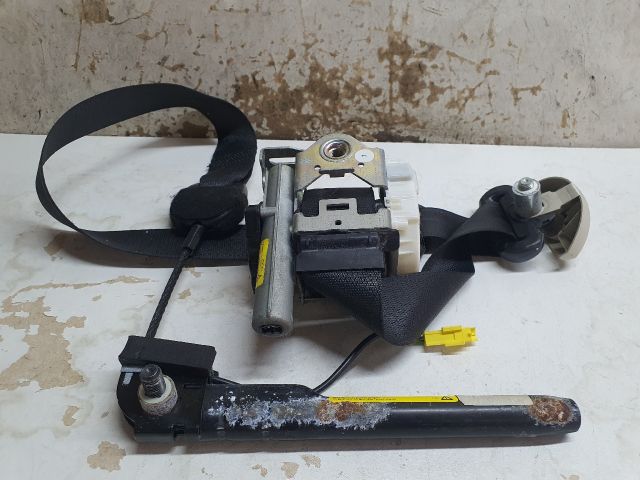 bontott FIAT 500 Jobb első Biztonsági Öv