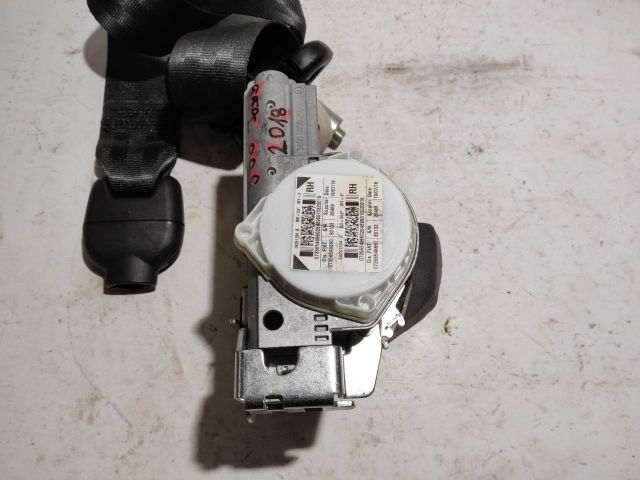 bontott FIAT 500 Jobb első Biztonsági Öv