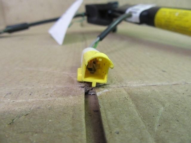 bontott FIAT 500 Jobb első Övfeszítő