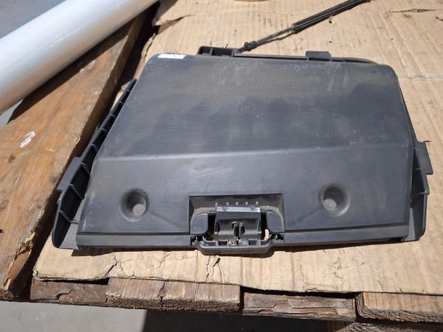 bontott FIAT 500 Jobb első Tároló Rekesz