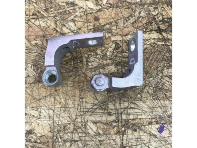 bontott FIAT 500 Jobb első Zsanér