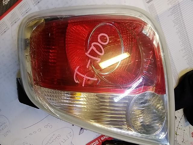 bontott FIAT 500 Jobb Hátsó Lámpa