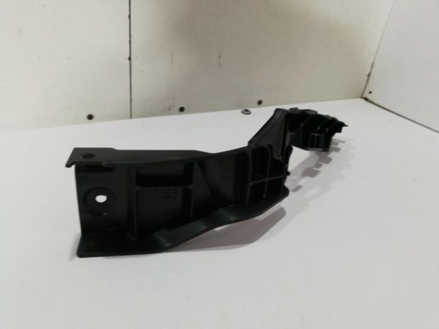 bontott FIAT 500 Jobb hátsó Oldal Lökhárító Tartó (Műanyag)