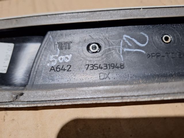 bontott FIAT 500 Jobb hátsó Sárvédő Díszléc