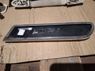 bontott FIAT 500 Jobb hátsó Sárvédő Díszléc