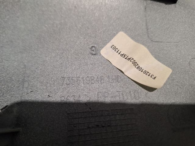 bontott FIAT 500 Jobb Műszerfal Díszléc