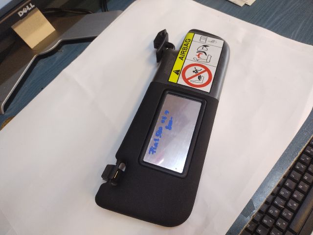 bontott FIAT 500 Jobb Napellenző