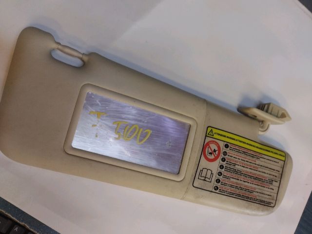 bontott FIAT 500 Jobb Napellenző