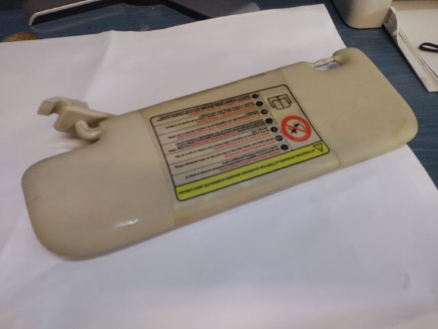 bontott FIAT 500 Jobb Napellenző