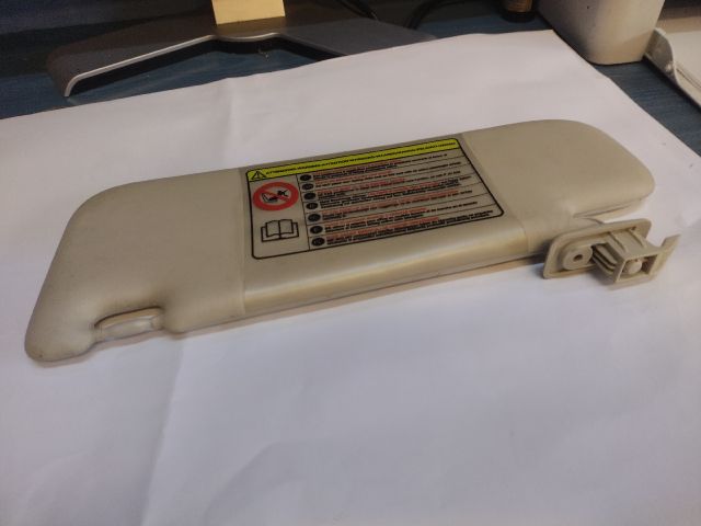 bontott FIAT 500 Jobb Napellenző