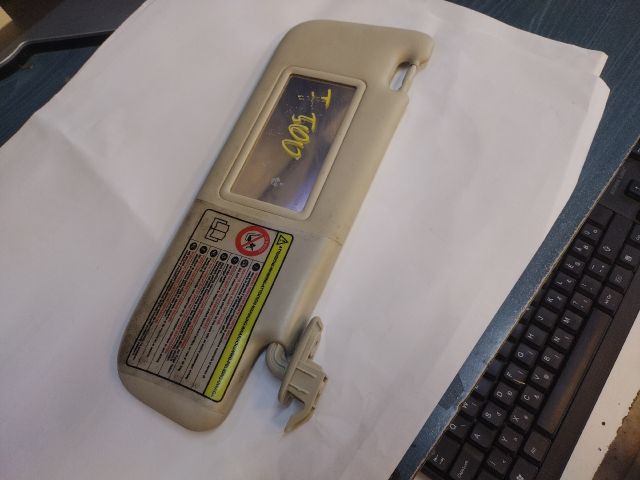 bontott FIAT 500 Jobb Napellenző