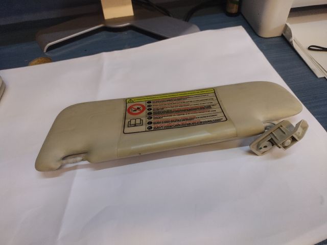 bontott FIAT 500 Jobb Napellenző