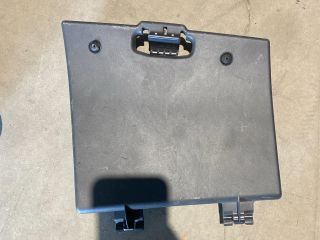 bontott FIAT 500 Kesztyűtartó Ajtó