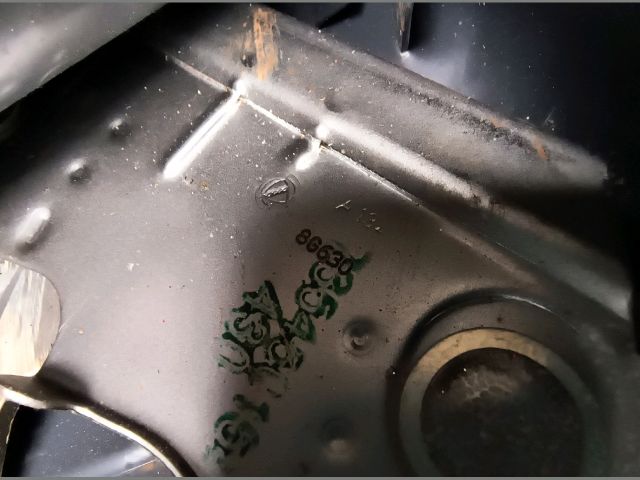 bontott FIAT 500 Kézifék Szoknya