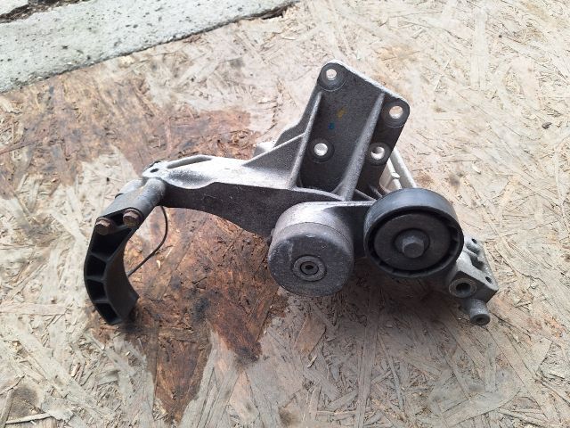 bontott FIAT 500 Klímakompresszor Tartó Bak