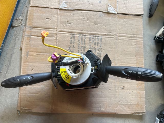 bontott FIAT 500 Komplett Kormánykapcsoló (Bajuszkapcsoló)