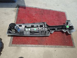 bontott FIAT 500 Középső Műszerfal Díszléc